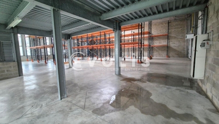 Photo 4 – location Entrepôts / activités	SERRIS (77700)