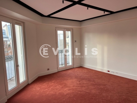 Photo 2 – location bureaux	PARIS (75003)