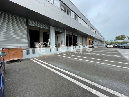 Photo 5 – location Entrepôts / activités	BRUGES (33520)