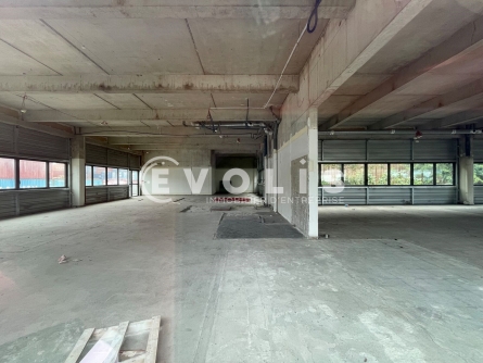 Photo 7 – location Entrepôts / activités	BRUGES (33520)