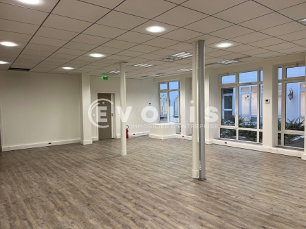 Photo 1 – location Coworking	PARIS (75010)