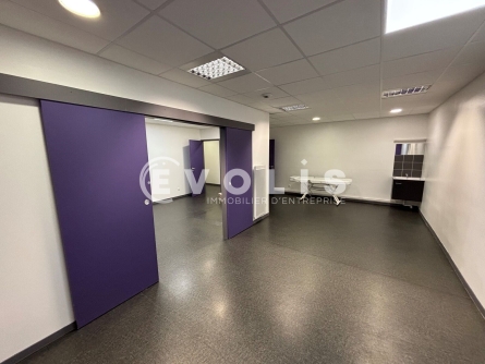 Photo 1 – location bureaux	SALOUEL (80480)