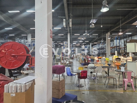 Photo 2 – location Entrepôts / activités	PALAISEAU (91120)