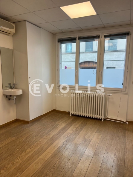 Photo 2 – vente bureaux	PARIS (75015)