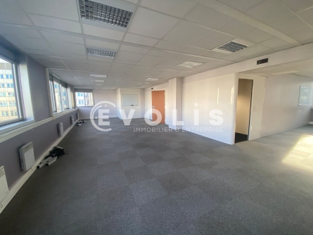 Photo 12 – location bureaux	NOISY LE GRAND (93160)