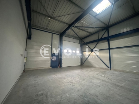 Photo 5 – location Entrepôts / activités	SAINT JEAN D'ILLAC (33127)