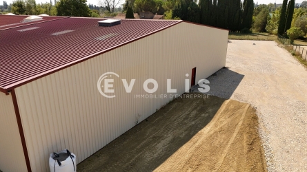 Photo 6 – location Entrepôts / activités	COURTHEZON (84350)