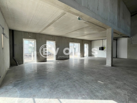 Photo 2 – vente Entrepôts / activités	BRUGES (33520)