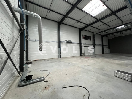 Photo 7 – location Entrepôts / activités	CHASSIEU (69680)