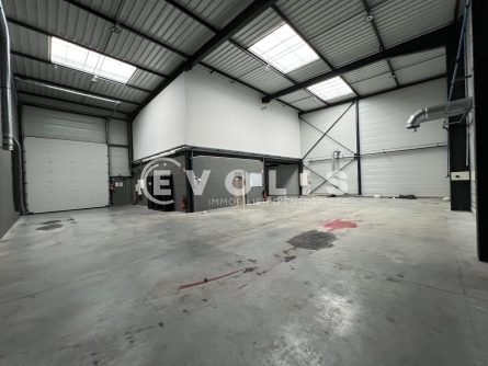 Photo 8 – location Entrepôts / activités	CHASSIEU (69680)