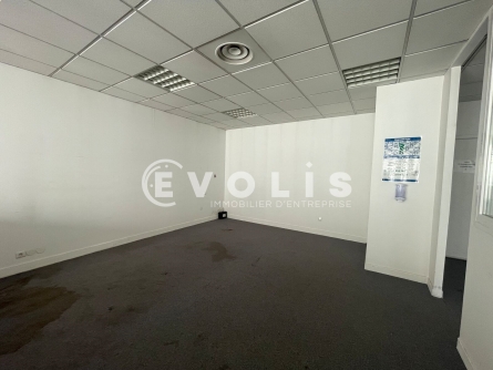 Photo 6 – location Entrepôts / activités	BORDEAUX (33300)