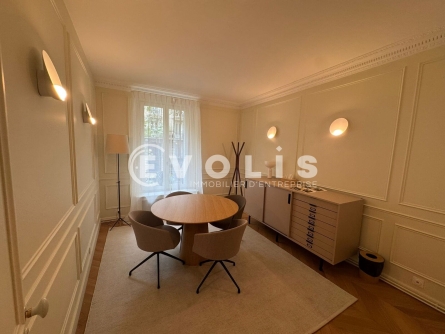 Photo 1 – location bureaux	PARIS (75011)