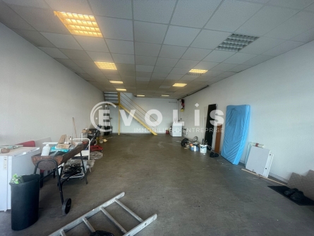 Photo 1 – location Entrepôts / activités	BORDEAUX (33300)