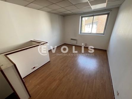 Photo 13 – location Entrepôts / activités	LISSES (91090)