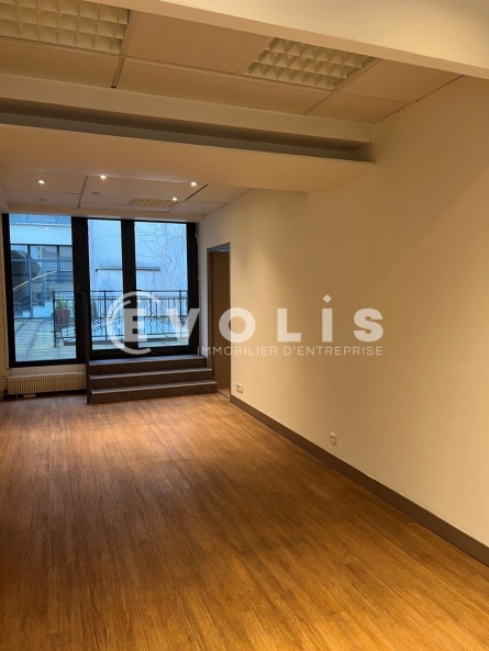 Photo 1 – location bureaux	PARIS (75009)