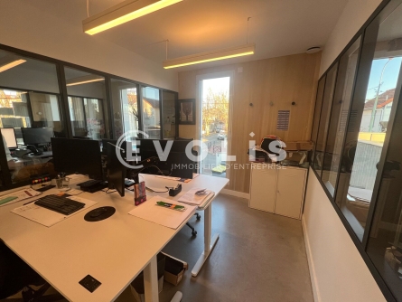 Photo 5 – vente Entrepôts / activités	SAINT MAUR DES FOSSES (94100)