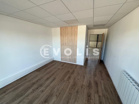 Photo 6 – location Entrepôts / activités	GENAS (69740)