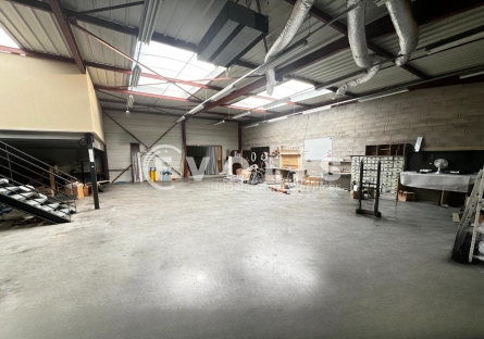 Photo 2 – location Entrepôts / activités	BONDOUFLE (91070)