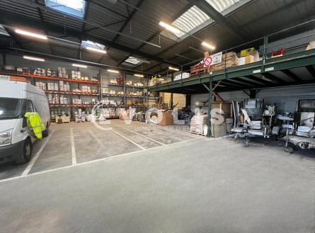 Photo 3 – location Entrepôts / activités	ETRECHY (91580)