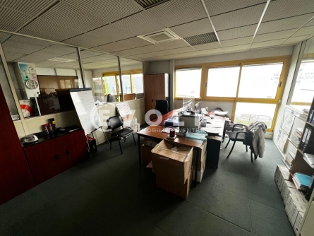 Photo 4 – location Entrepôts / activités	ETRECHY (91580)