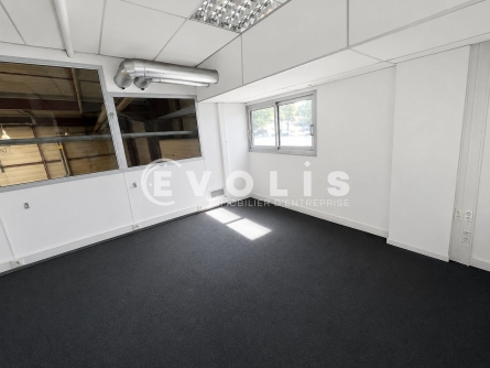 Photo 8 – location Entrepôts / activités	DARDILLY (69570)