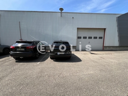 Photo 2 – location Entrepôts / activités	DARDILLY (69570)