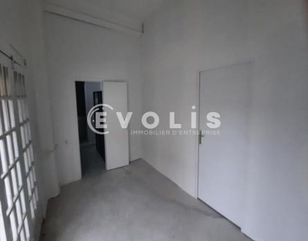 Photo 2 – location Entrepôts / activités	WISSOUS (91320)