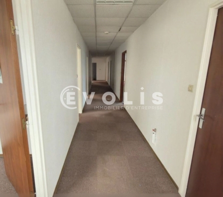 Photo 12 – location Entrepôts / activités	MEAUX (77100)