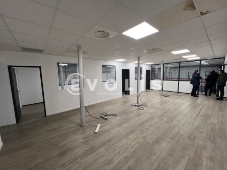 Photo 5 – location Entrepôts / activités	MEYZIEU (69330)