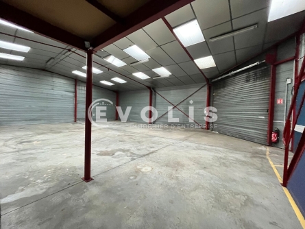 Photo 2 – location Entrepôts / activités	CARBON BLANC (33560)