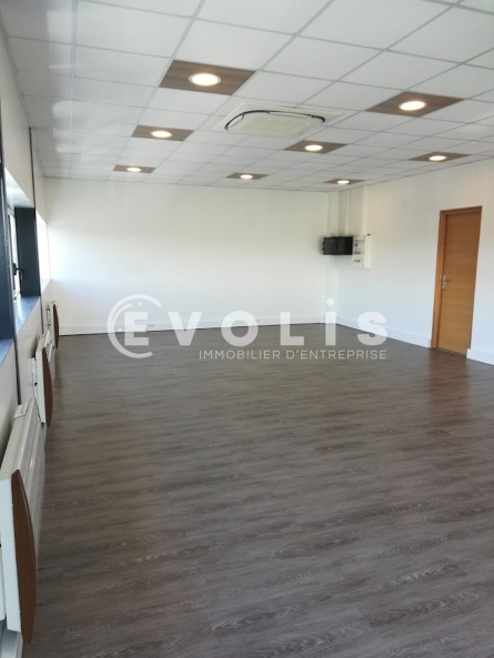 Photo 1 – location bureaux	BAILLY ROMAINVILLIERS (77700)