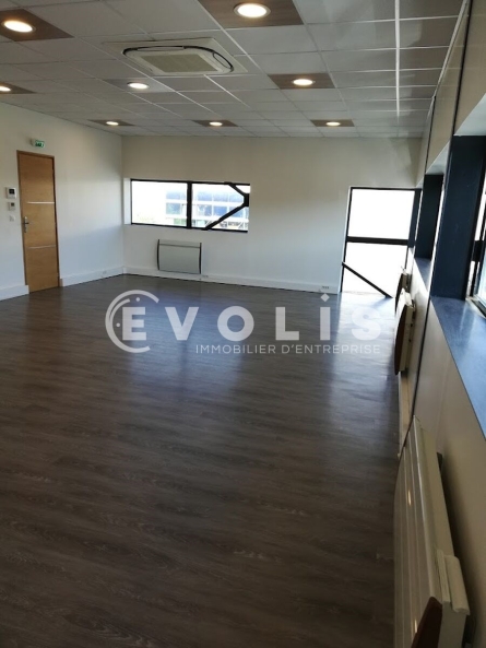 Photo 3 – location bureaux	BAILLY ROMAINVILLIERS (77700)