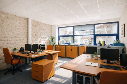 Photo 3 – location bureaux	PARIS (75018)