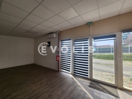 Photo 13 – location Entrepôts / activités	SONNAY (38150)