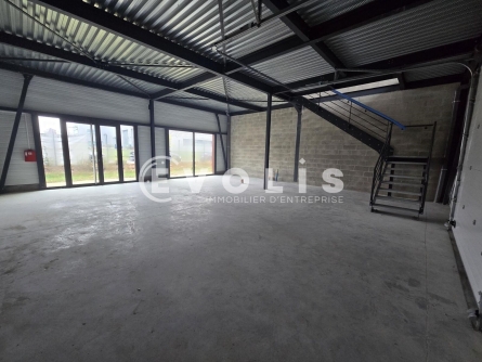 Photo 5 – vente Entrepôts / activités	MARCOUSSIS (91460)