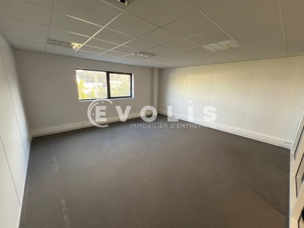 Photo 7 – location Entrepôts / activités	MARCILLY D'AZERGUES (69380)