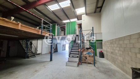 Photo 6 – location Entrepôts / activités	LAGNY SUR MARNE (77400)