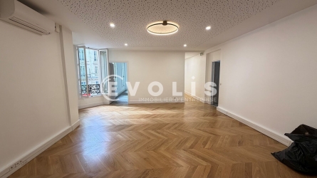Photo 2 – location bureaux	PARIS (75008)