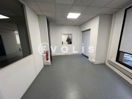 Photo 4 – location bureaux	LOGNES (77185)