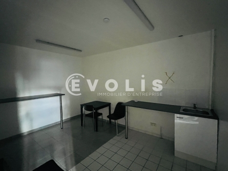 Photo 6 – location bureaux	SAVIGNY LE TEMPLE (77176)