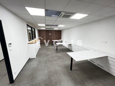 Photo 7 – location Entrepôts / activités	CORBEIL ESSONNES (91100)