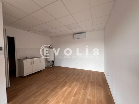 Photo 3 – location bureaux	AMBARES ET LAGRAVE (33440)