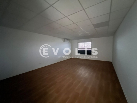 Photo 5 – location bureaux	AMBARES ET LAGRAVE (33440)