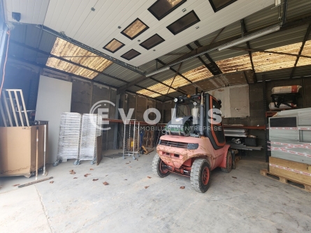 Photo 13 – location Entrepôts / activités	FRONTONAS (38290)