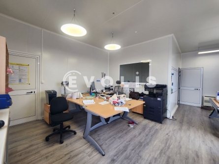 Photo 6 – location Entrepôts / activités	FRONTONAS (38290)