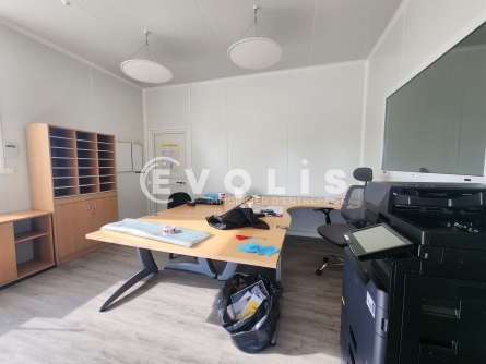 Photo 4 – location Entrepôts / activités	FRONTONAS (38290)