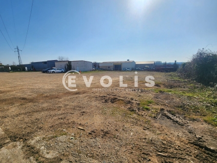 Photo 15 – location Entrepôts / activités	FRONTONAS (38290)