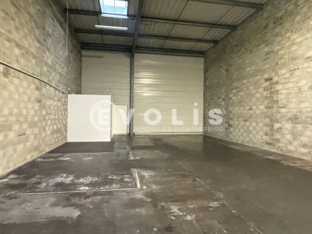 Photo 5 – location Entrepôts / activités	VILLENAVE D'ORNON (33140)