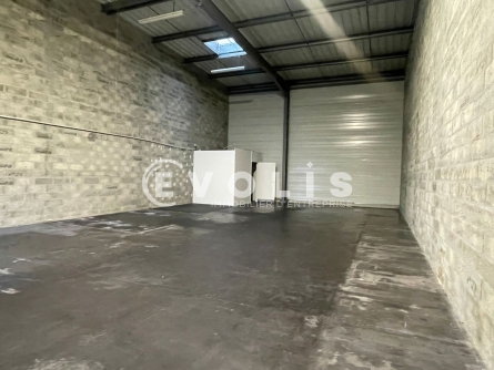 Photo 6 – location Entrepôts / activités	VILLENAVE D'ORNON (33140)