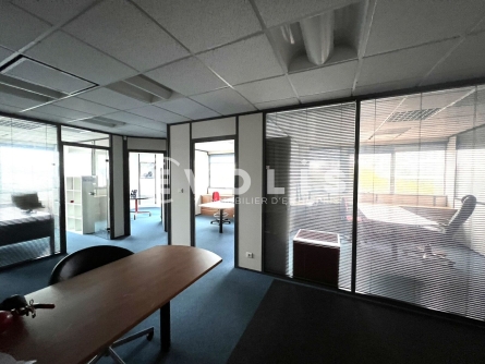 Photo 1 – location bureaux	MERIGNAC (33700)